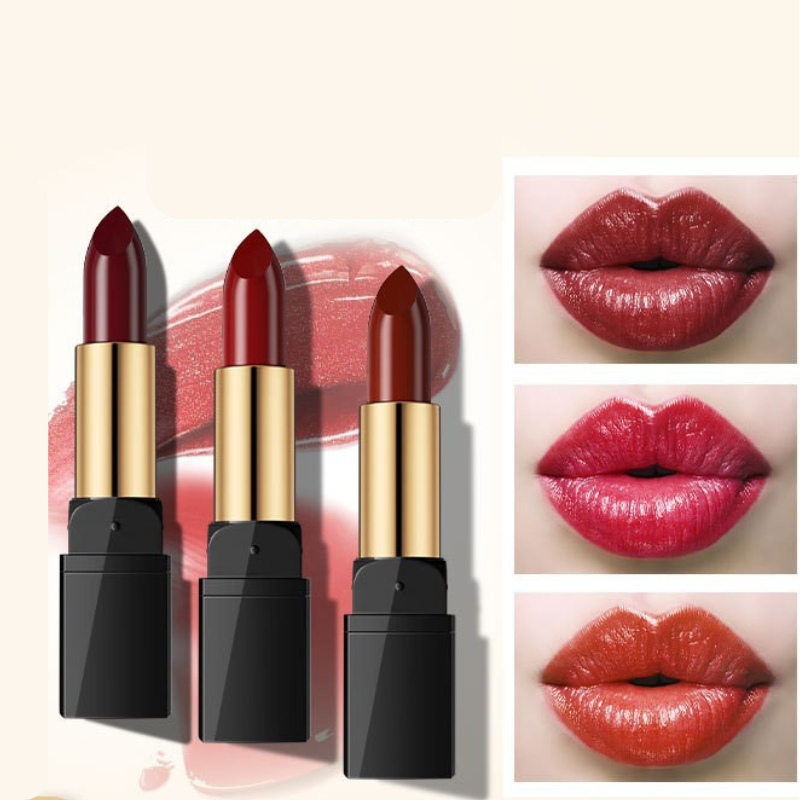 Charm ลิปสติก Silky สีสันสดใส Gentle Fit Moisturizing Moisturizing Delicate Lip Care ลิปสติกมีเสน่ห์ที่หรูหรา