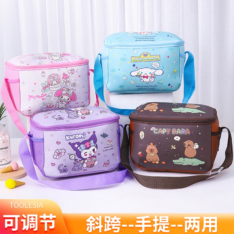 พร้อมสต็อก เร็ว การส่งสินค้า คู่-ใช้กล่องอาหารกลางวันนักเรียนถุงฉนวนกันความร้อนหนาน้ํามันหลักฐานถุงอาหารกลางวันกันน้ําการ์ตูนน่ารักข้ามร่างกายกระเป๋าถ
