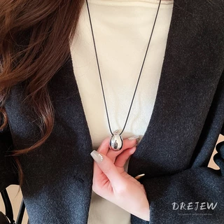 เดรช โลหะรูปไข่จี้สายหนังสร้อยคอเย็นสไตล์ที่เรียบง่ายโซ่เสื้อกันหนาว