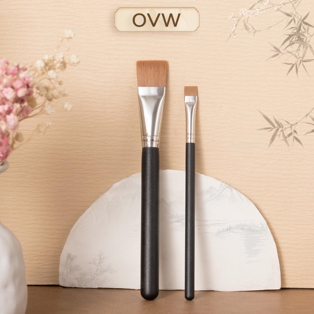 Ovw ชุดแปรงแต่งหน้า เขียนคิ้ว อายไลเนอร์ คอนซีลเลอร์ รองพื้น FDS0405 2 ชิ้น