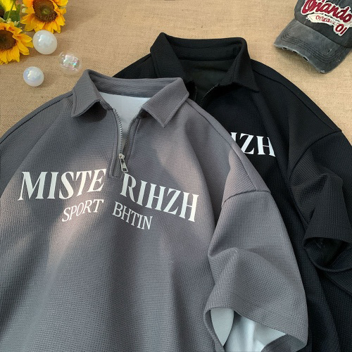 เสื้อโปโล ProMan ลายตัวอักษร Oversize ใส่ได้ทั้งชาย-หญิง (คลาสสิกฤดูร้อน)