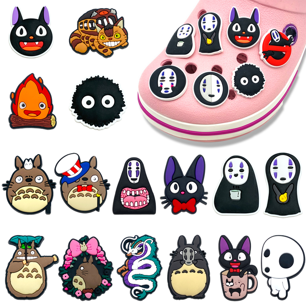 Totoro รูปแบบรองเท้า Charms DIY อุปกรณ์เสริมสําหรับ PVC ตกแต่ง Fit to Bubble Slides รองเท้าแตะ