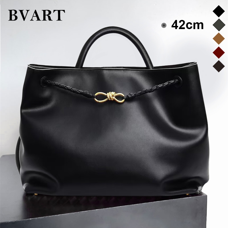 Andiamo กระเป๋าถือขนาดใหญ่ 8-Word Metal Buckle Unisex หรูหราเรียบง่ายกระเป๋าสะพาย 42 ซม. 2025 ใหม่