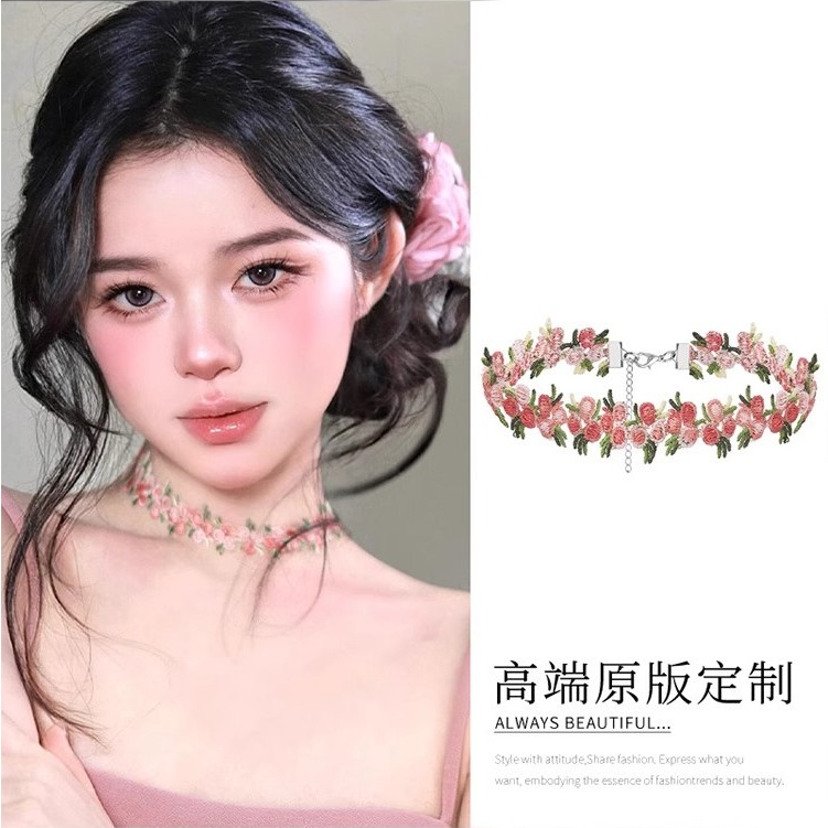 ดอกไม้สีชมพูโชคเกอร์กระดูกไหปลาร้าโซ่ ฤดูใบไม้ร่วงและฤดูหนาวชนกลุ่มน้อยสร้อยคอลมบริสุทธิ์สําหรับผู้หญิง