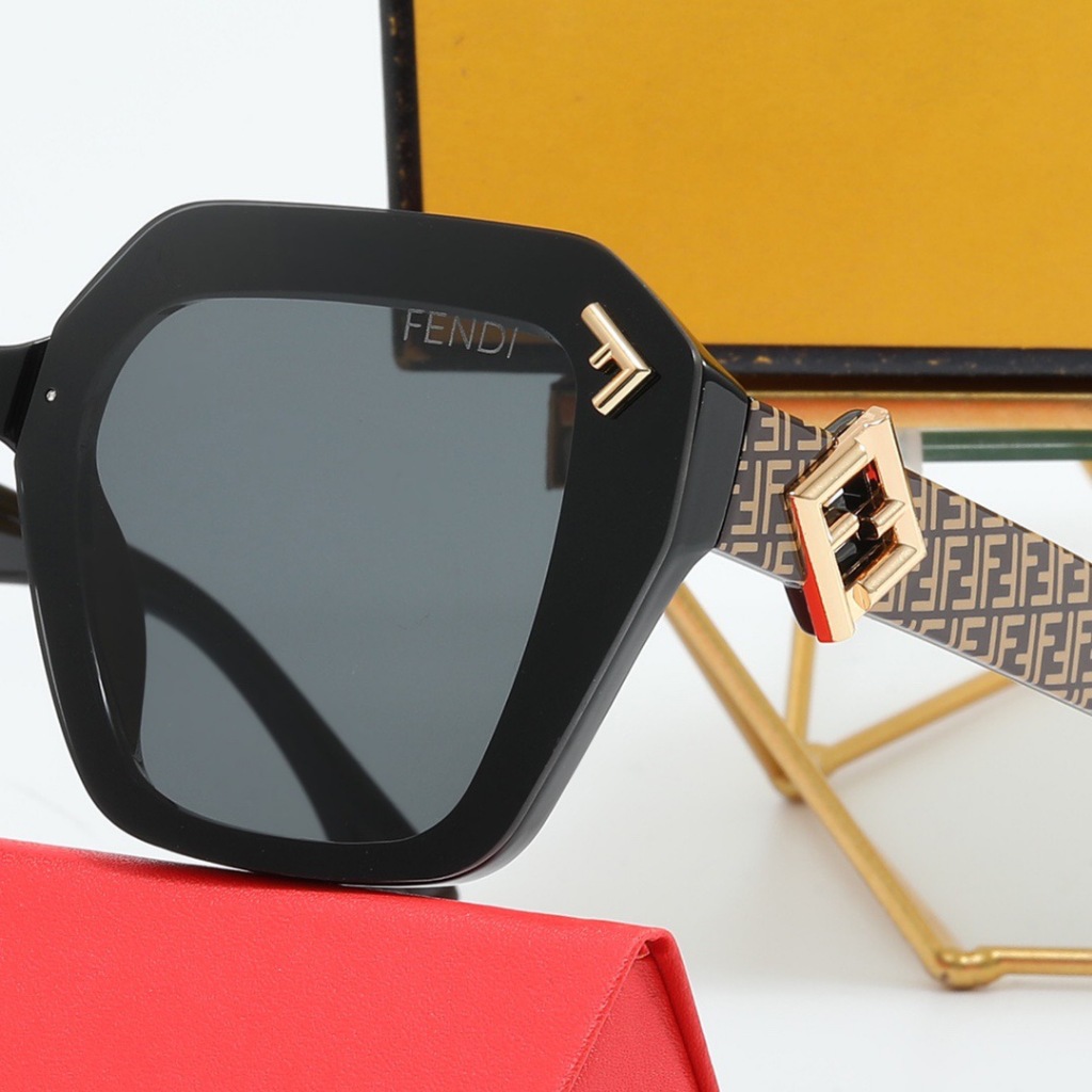 แว่นกันแดดอินเทรนด์ใหม่ภาพถ่ายส่วนบุคคลย้อนยุคแว่นกันแดดเดินทาง - รูปที่ 4