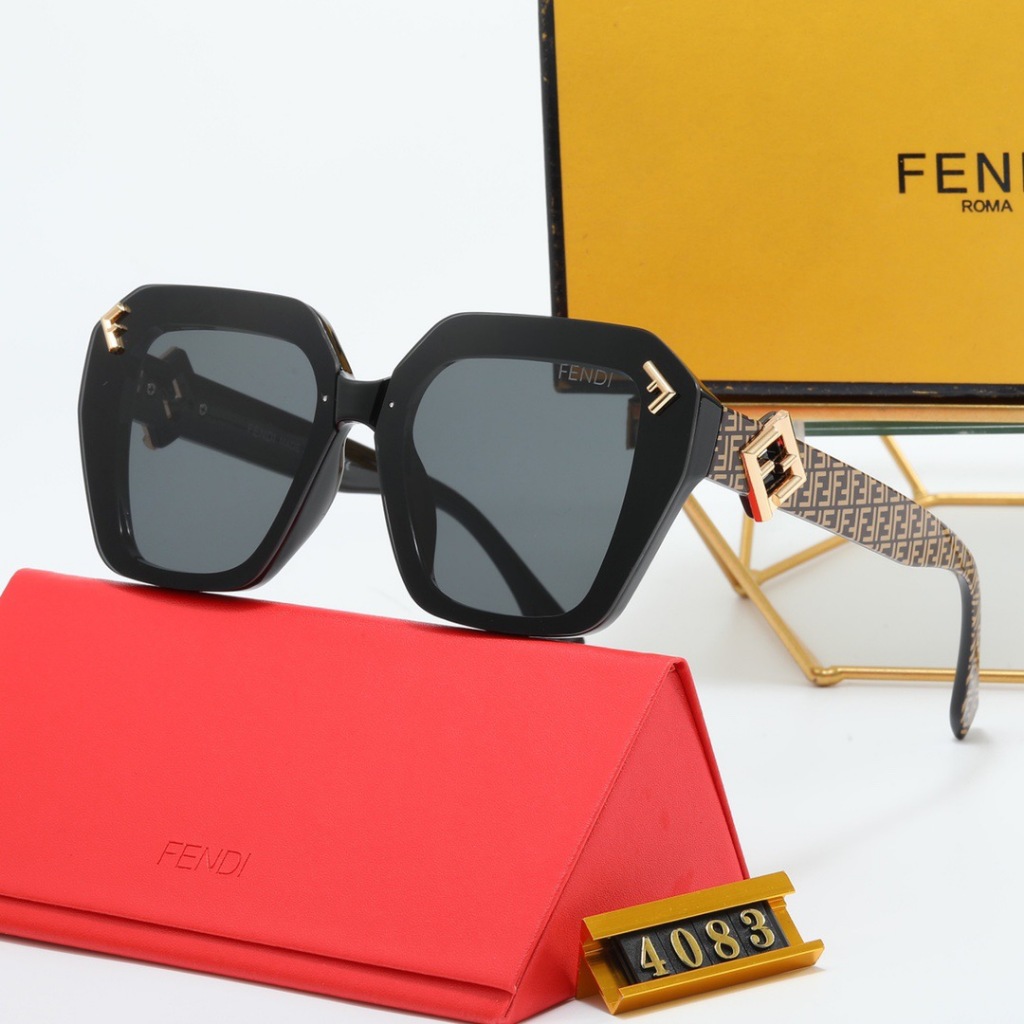 แว่นกันแดดอินเทรนด์ใหม่ภาพถ่ายส่วนบุคคลย้อนยุคแว่นกันแดดเดินทาง