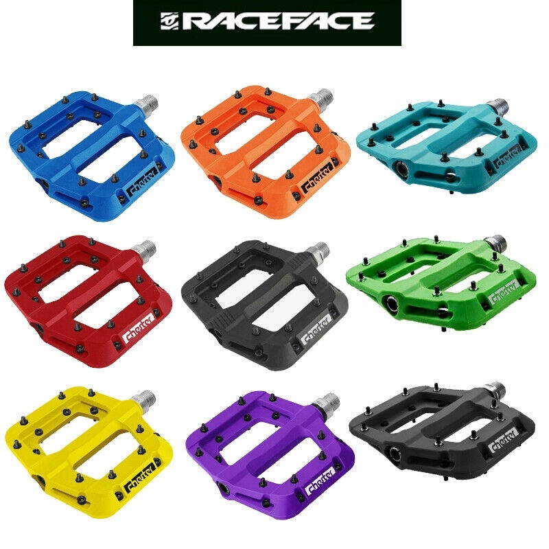 Race Face Chester MTB Pedals - Super Grip Flat Pedals สําหรับจักรยานเสือภูเขา BMX & Street Cycling - น้ําหนักเบาและทนทานจักรยานเหยียบสําหรับผู้ใหญ่ (รุ่นเก่า/คลาสสิก)