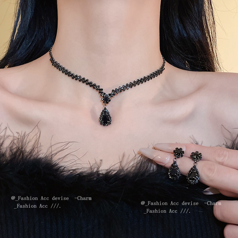 [Jewbeauty]เพชรวางจี้ต่างหูสร้อยคอชุดความรู้สึกขั้นสูงแสงหรูหราชุดกระดูกไหปลาร้าโซ่ประณีตแฟชั่นอารมณ์อุปกรณ์เสริม