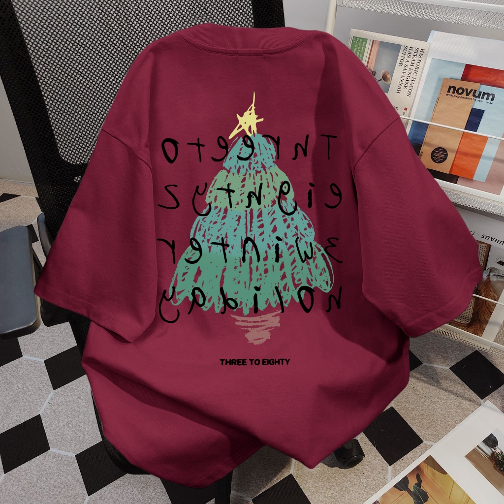 christmas t shirt TIHIK เสื้อยืดแดง oversize ผ้าฝ้าย100 สกรีนเสื้อคริสมาสต์ L000106