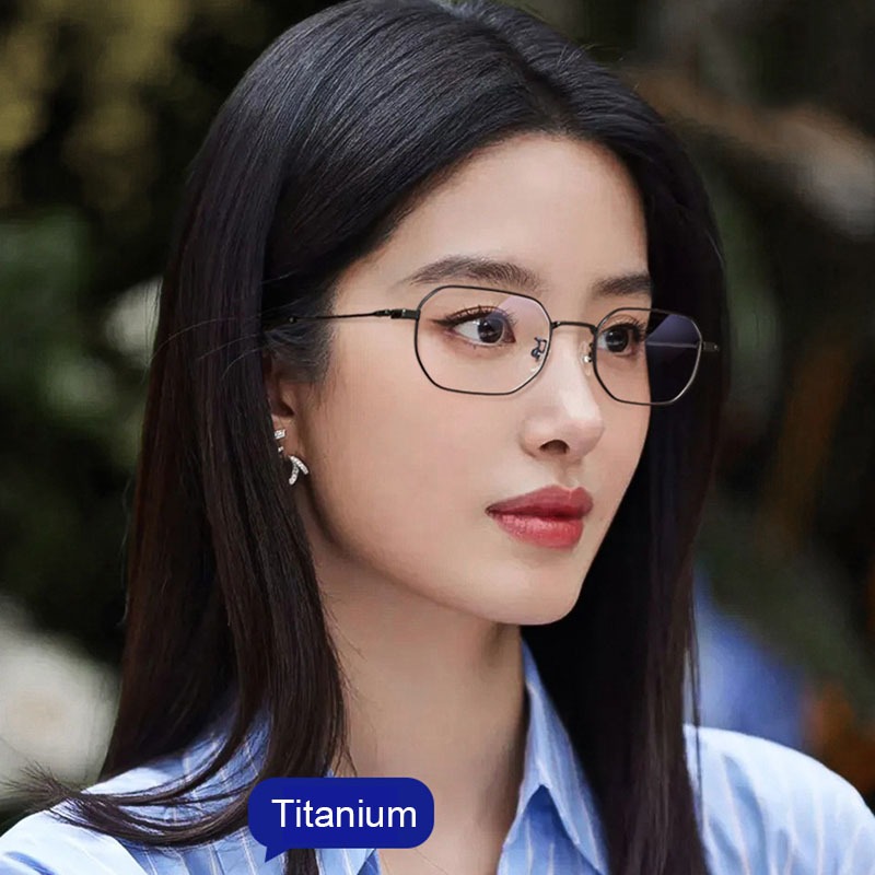 แฟชั่น β-ไทเทเนียมรูปหลายเหลี่ยมกรอบแว่นตา ยู นิสซ์ โลหะบางขอบแว่นตาผู้ชายผู้หญิงธุรกิจสี่เหลี่ยมเล็กๆกรอบแว่นตา ที27016