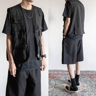 พร้อมส่ง เสื้อกั๊ก ทรงสตรีท เดินป่า หลายกระเป๋า กระเป๋า5ช่อง ออกแบบ