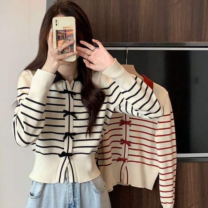 เสื้อคาร์ดิแกนผู้หญิงสไตล์ฝรั่งเศสแขนยาว แต่งระบายสีตัดกัน ทรงสั้น แมตช์ง่ายกับทุกลุค