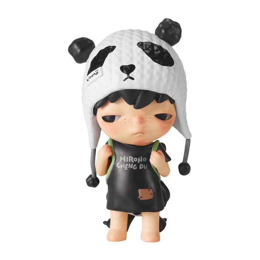 Popmart อย่างเป็นทางการ Ono Hirono ตุ๊กตา Panda รูปแขวนการ์ดจี้ตุ๊กตารูปของเล่นอินเทรนด์เครื่องประดับของเล่น
