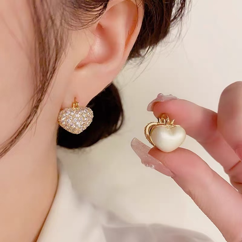 เวอร์ชั่นเกาหลี Diamond-Studded Pearl ต่างหูหัวใจสองด้าน High-End หรูหรา Niche Design ต่างหูหัวใจพีช