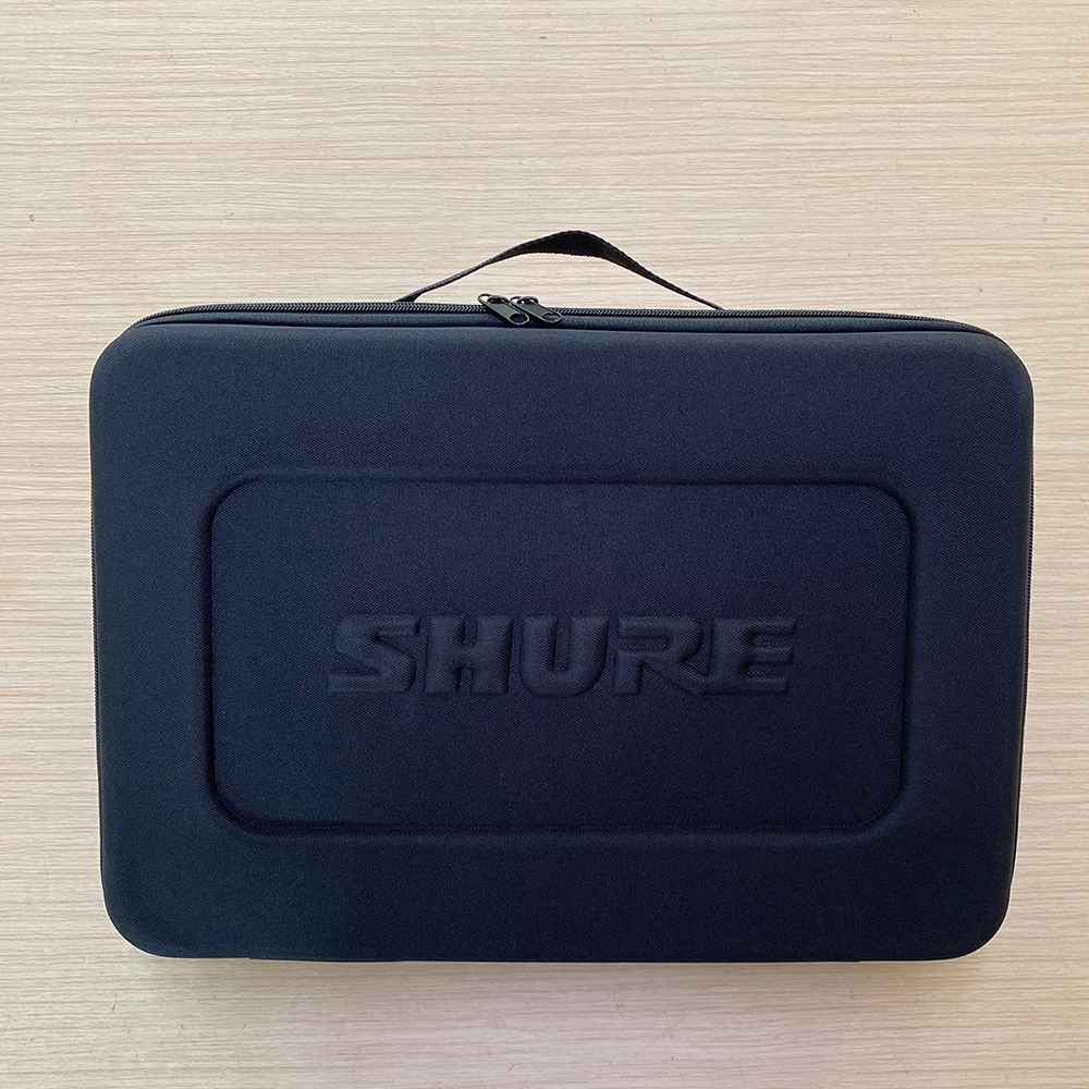 กระเป๋าถือสําหรับระบบไมโครโฟนคู่ Shure BLX288