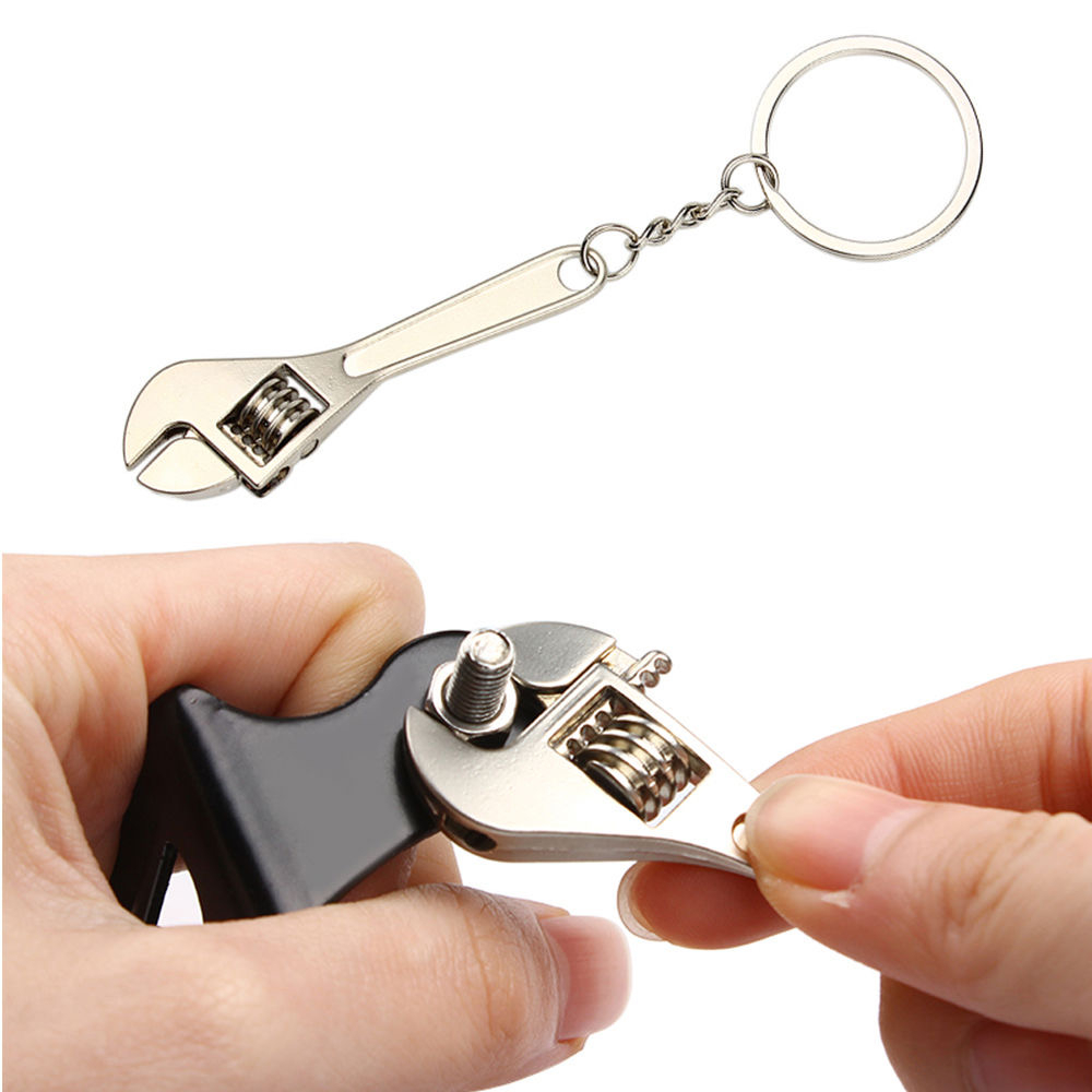 1pc All-in-one ประแจพวงกุญแจ ขนาดเล็ก แบบพกพา เครื่องมือปรับได้ สําหรับซ่อมรถยนต์ / จักรยาน - ของขวัญที่มีประโยชน์สําหรับผู้ชาย