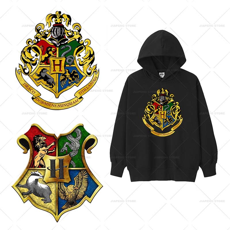 Harry Potter Iron on Patch Hogwarts School Cartoon LOGO สติ๊กเกอร์ถ่ายเทความร้อนสําหรับเสื้อผ้า DIY