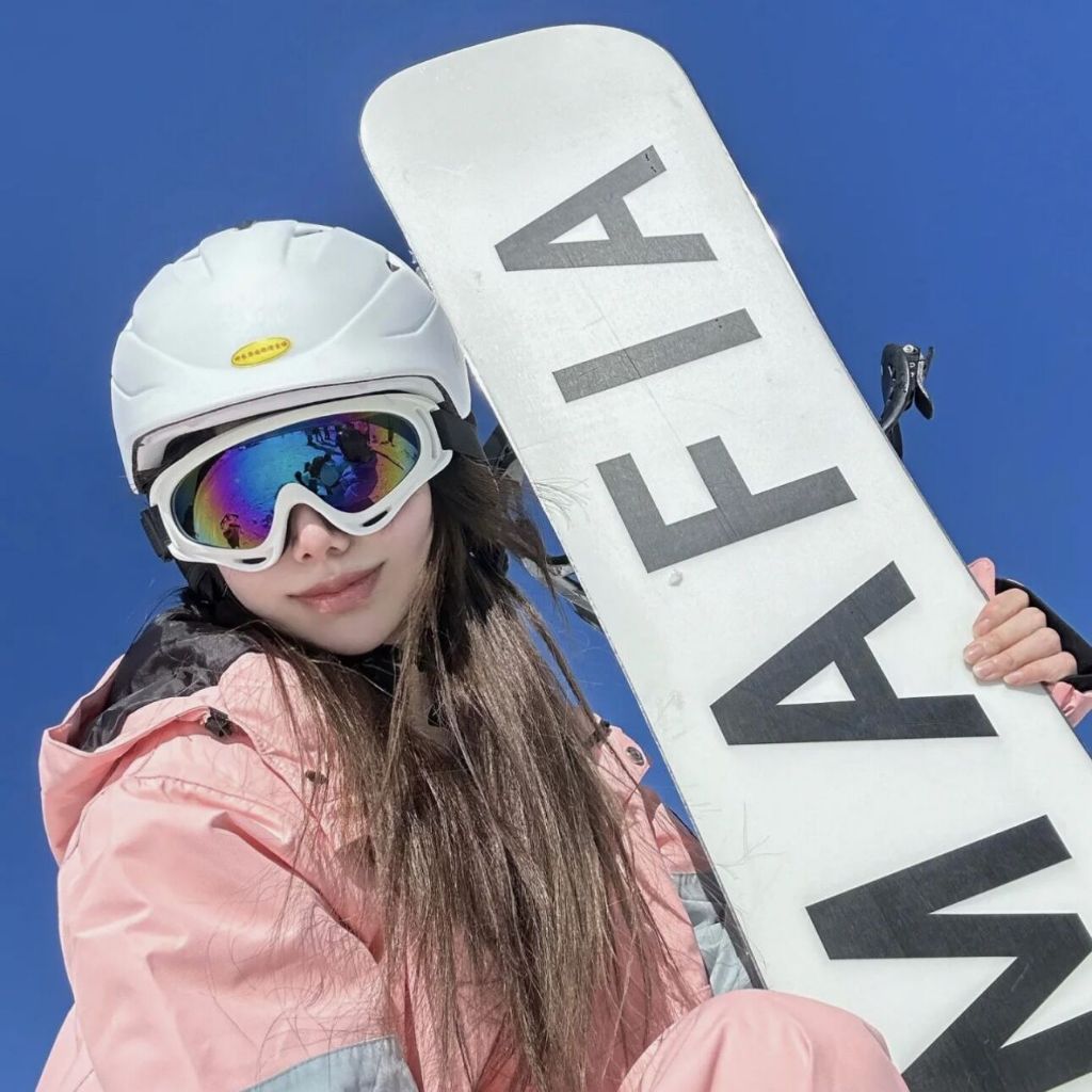 เด็กผู้ใหญ่มืออาชีพกันฝุ่นป้องกันหมอก กันลม เบา ยูวี400ป้องกันสโนว์บอร์ดเล่นสกีแว่นตา LL017