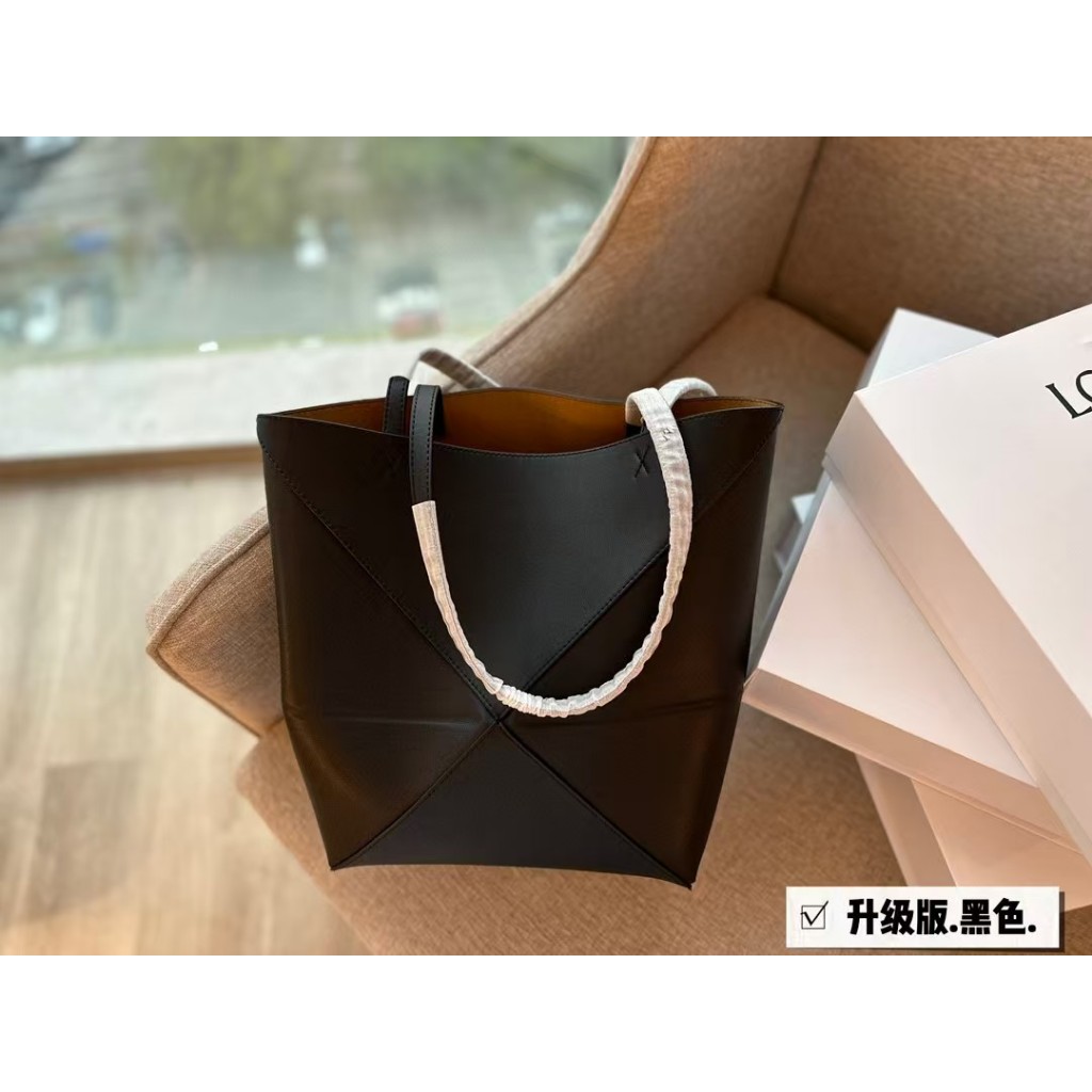 ปริศนาสไตล์ใหม่ TOTE กระเป๋าพับได้ Original Order Cowhide กระเป๋าหญิงพร้อมกล่องของขวัญ LY333333-1218135ใช่