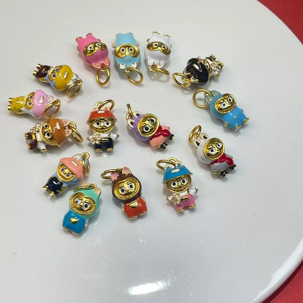 จี้เครื่องประดับ LABUBU Gold-Plated สีทอง