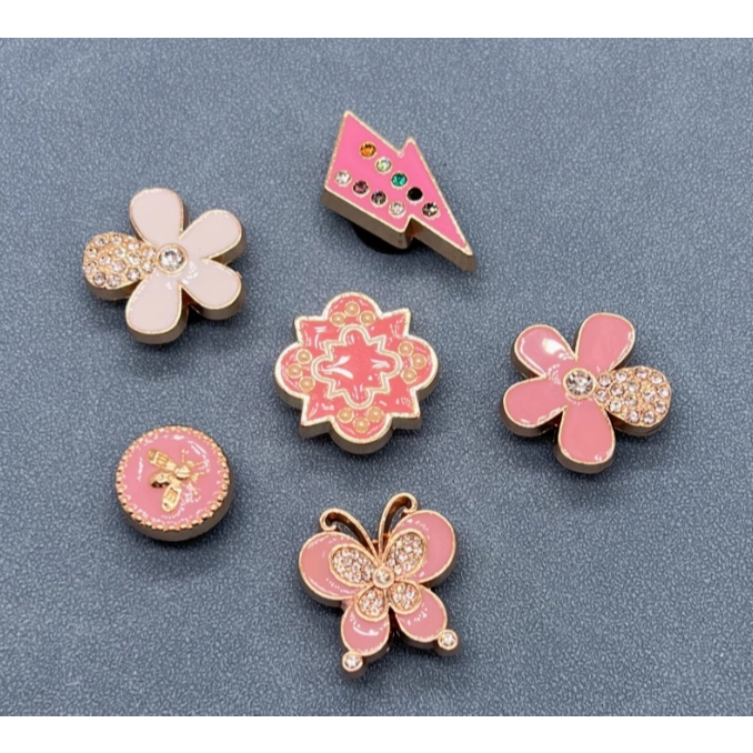 ใหม่ crocs jibbitz Set, shoe flower hole อุปกรณ์รองเท้า, flowe/Meta Charm jibbitz