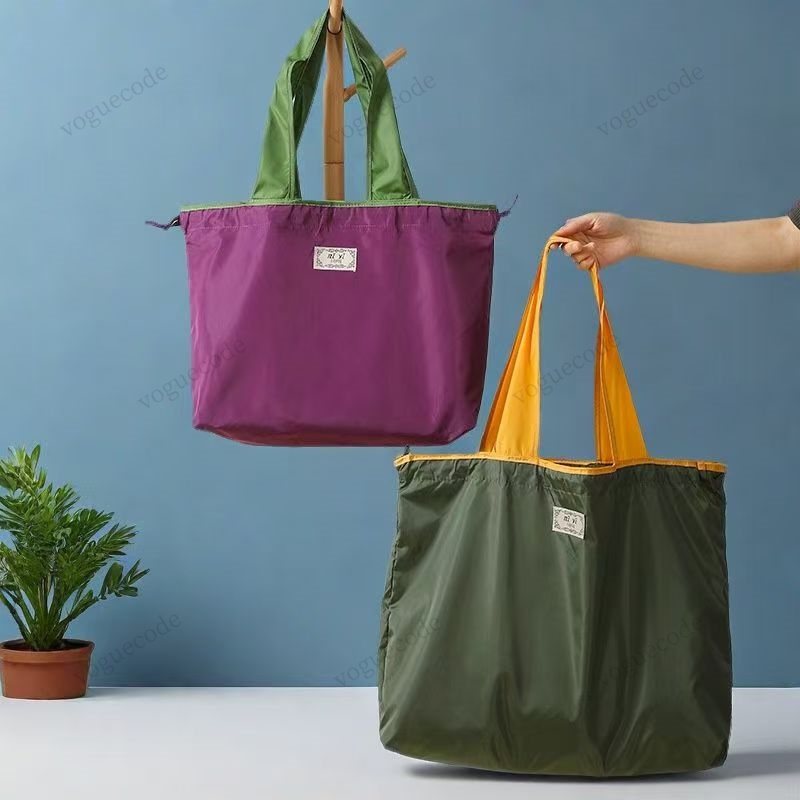 กระเป๋าช้อปปิ้ง ใบใหญ่ พับเก็บได้ ถุงผ้า รักษ์โลก ลดโลกร้อน ผ้าไนล่อน Shopping bag