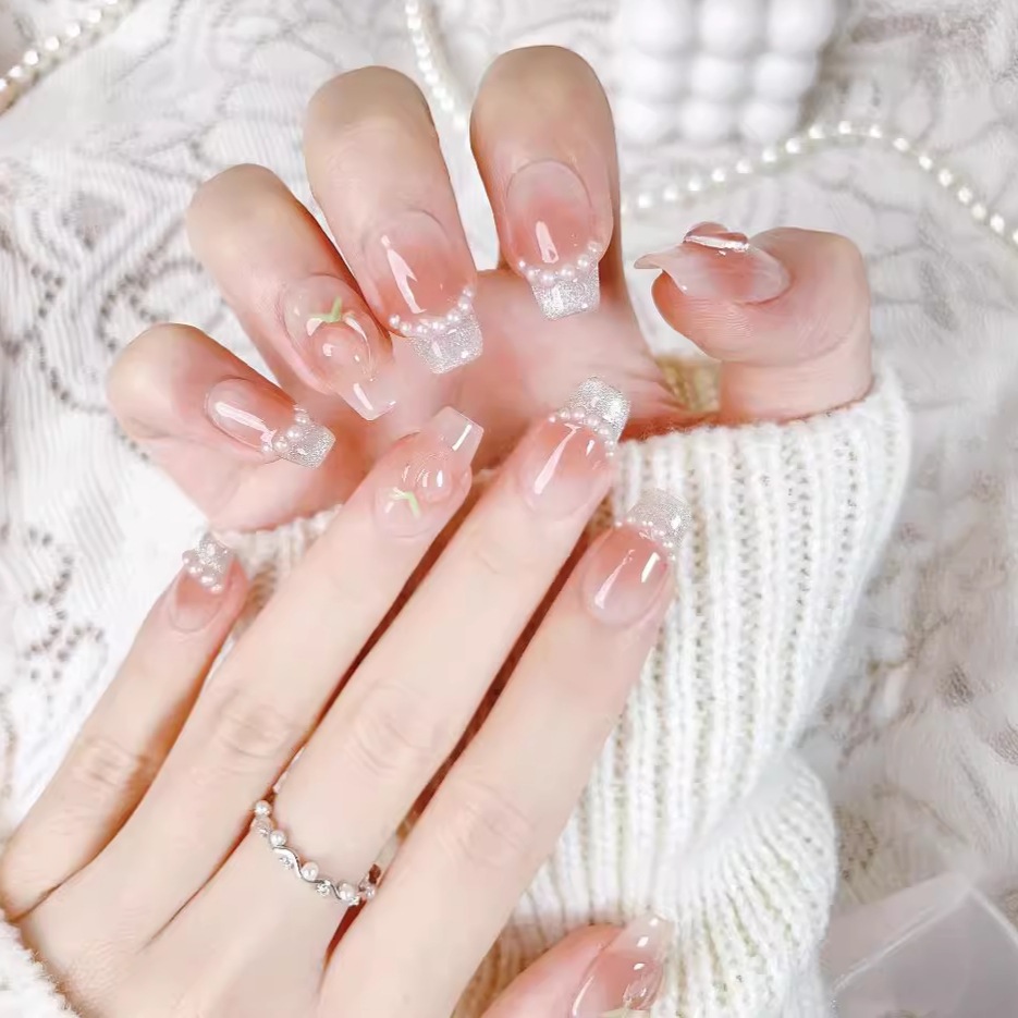 Pure Handmade Nails Influencer แพทช์แต่งเล็บสั้นนักเรียนพีชสีแดงขายร้อนที่ถอดออกได้และนํากลับมาใช้ใหม่ได้เล็บปลอม