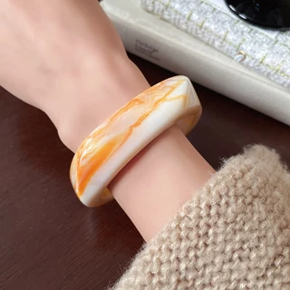 [จูวบิวตี้]สร้อยข้อมือเรซิ่นไม่สม่ําเสมอ ซอก เรียบง่าย ย้อนยุค อารมณ์สร้อยข้อมือบุคลิกภาพแฟชั่นออกแบบเครื่องประดับมือเฉพาะขายส่งหญิ