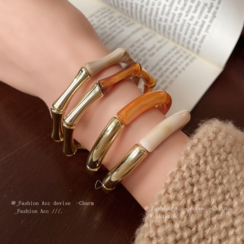 [Jewbeauty]สร้อยข้อมือไม้ไผ่สีตัดกันซอกสร้อยข้อมือความรู้สึกสูงที่เรียบง่ายบุคลิกภาพแฟชั่นประณีตออกแบบเครื่องประดับมือขายส่งหญิง