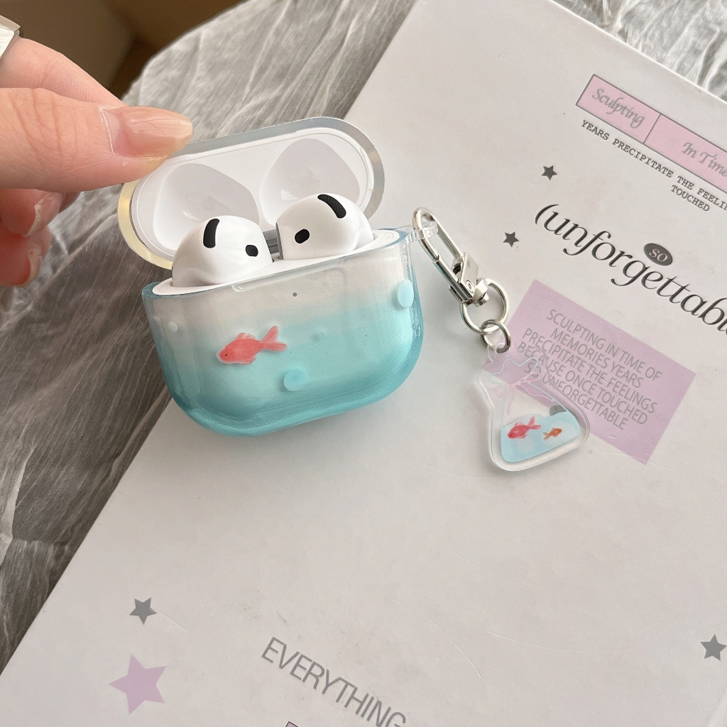 แฟชั่น Blue Koi Goldfish พวงกุญแจหูฟังสําหรับ AirPods 1 2 3 4 ชุดไร้สายบลูทูธสําหรับ AirPods Pro IMD เคสโทรศัพท์หูฟังฝาครอบ