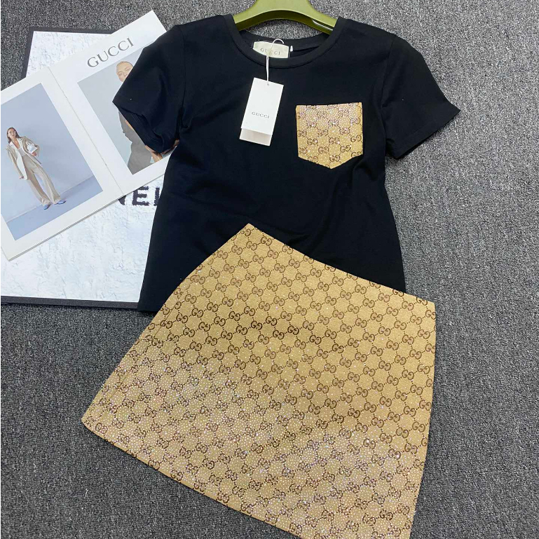 G* ผู้หญิงฤดูใบไม้ร่วงโปโลแขนยาวเสื้อโค้ทและกระโปรงชุดแฟชั่นชุดสูท1108