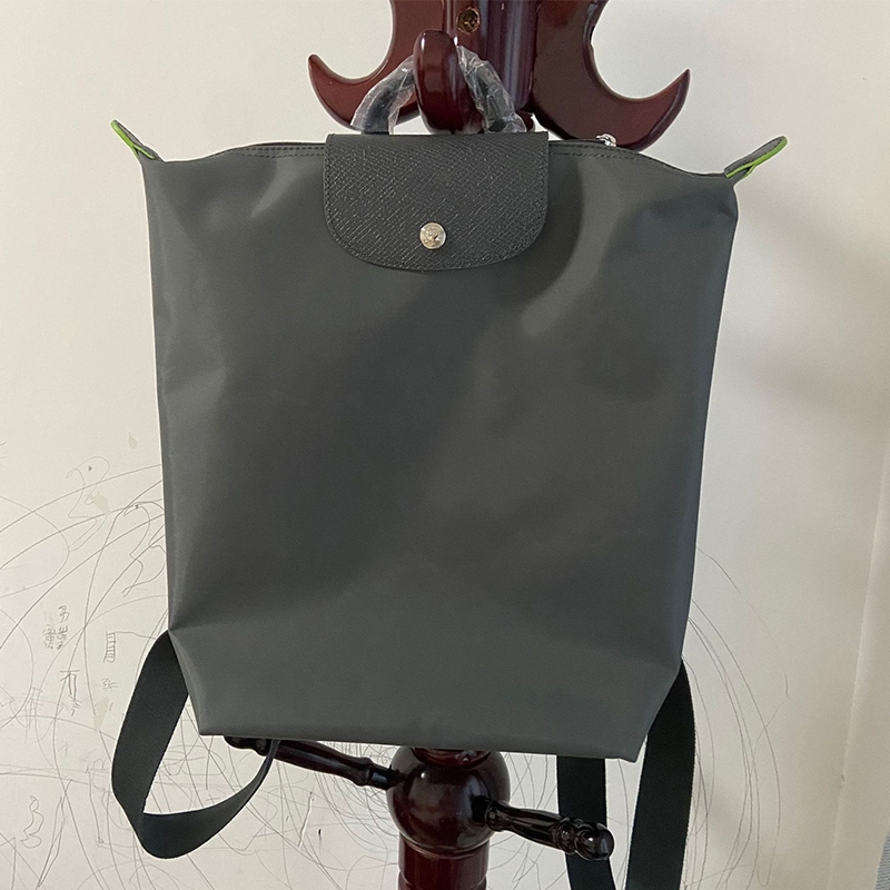 สงครามม้าใหม่ไนลอนขนาดใหญ่กระเป๋าเป้สะพายหลังน้ําหนักเบาพับกระเป๋าเป้สะพายหลังกระเป๋าเดินทางพักผ่อนกันน้ํา - รูปที่ 6