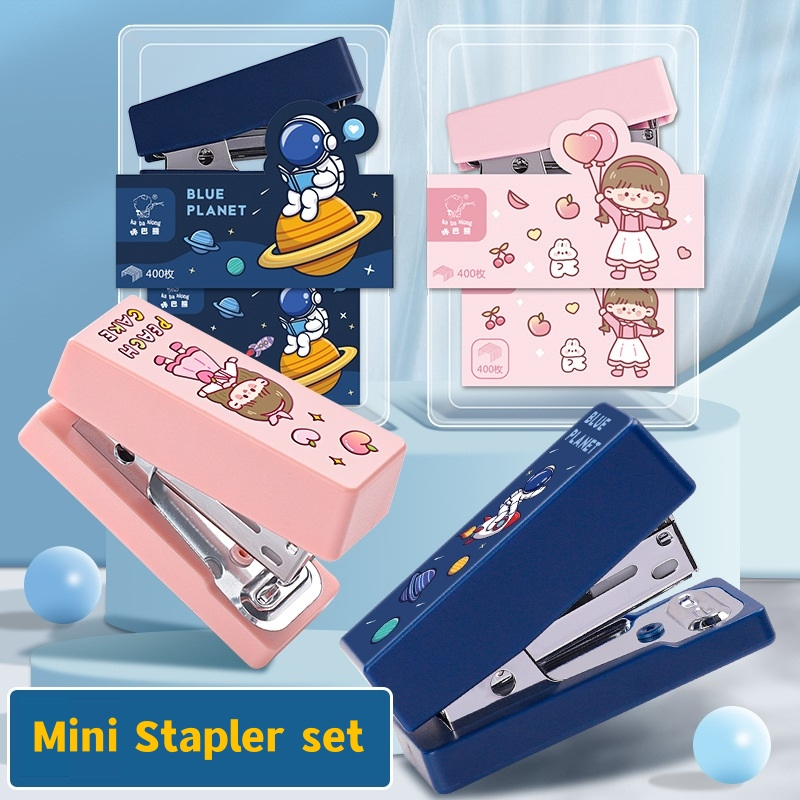 Penlab Mini Stapler ชุด 400 ชิ้น 24/6 ลวดเย็บกระดาษการ์ตูน Blue Planet แมวกระต่ายกระดาษ Binder Office Binding Clearance C7340
