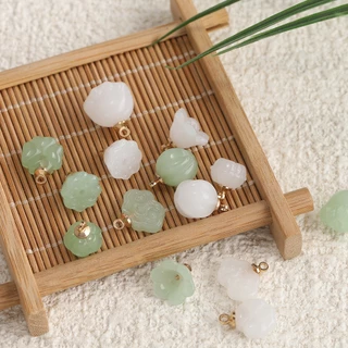 St. kunkka 5 ชิ้นสไตล์จีนเลียนแบบหยกแก้วจี้สไตล์จีนมงคล Cloud Lily of the Valley จี้แก้วสําหรับ DIY สร้อยคอสร้อยข้อมือสําหรับของขวัญปีใหม่