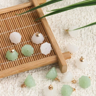 St. kunkka 5 ชิ้นสไตล์จีนเลียนแบบหยกแก้วจี้สไตล์จีนมงคล Cloud Lily of the Valley จี้แก้วสําหรับ DIY สร้อยคอสร้อยข้อมือสําหรับของขวัญปีใหม่