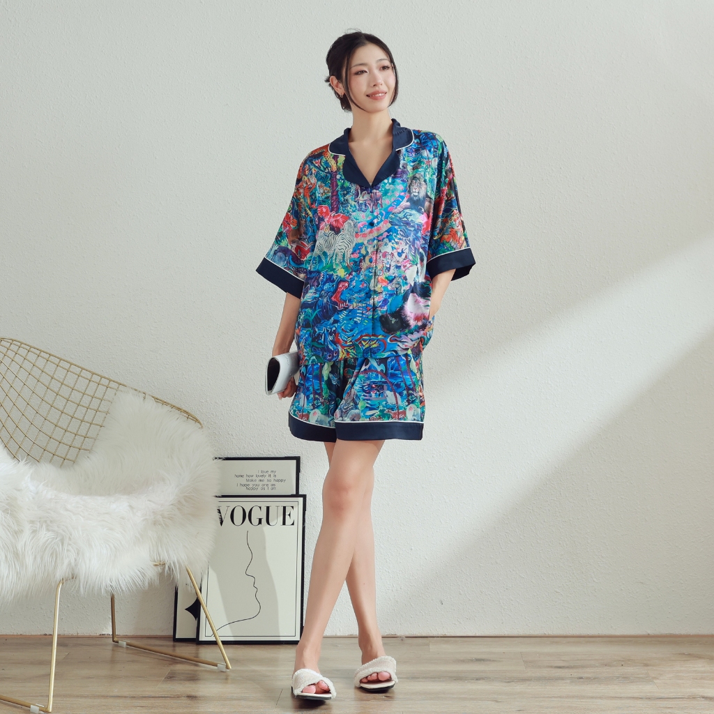 ชุดนอนสุภาพสตรีชุดหลวมพิมพ์ผ้าไหม Cool Loungewear กางเกงขาสั้นชุดนอนชุด Slimmer ดูขายาว Soft Sil ราคา ถูกที่สุด ดีลบีเคเค รูปภาพหลัก
