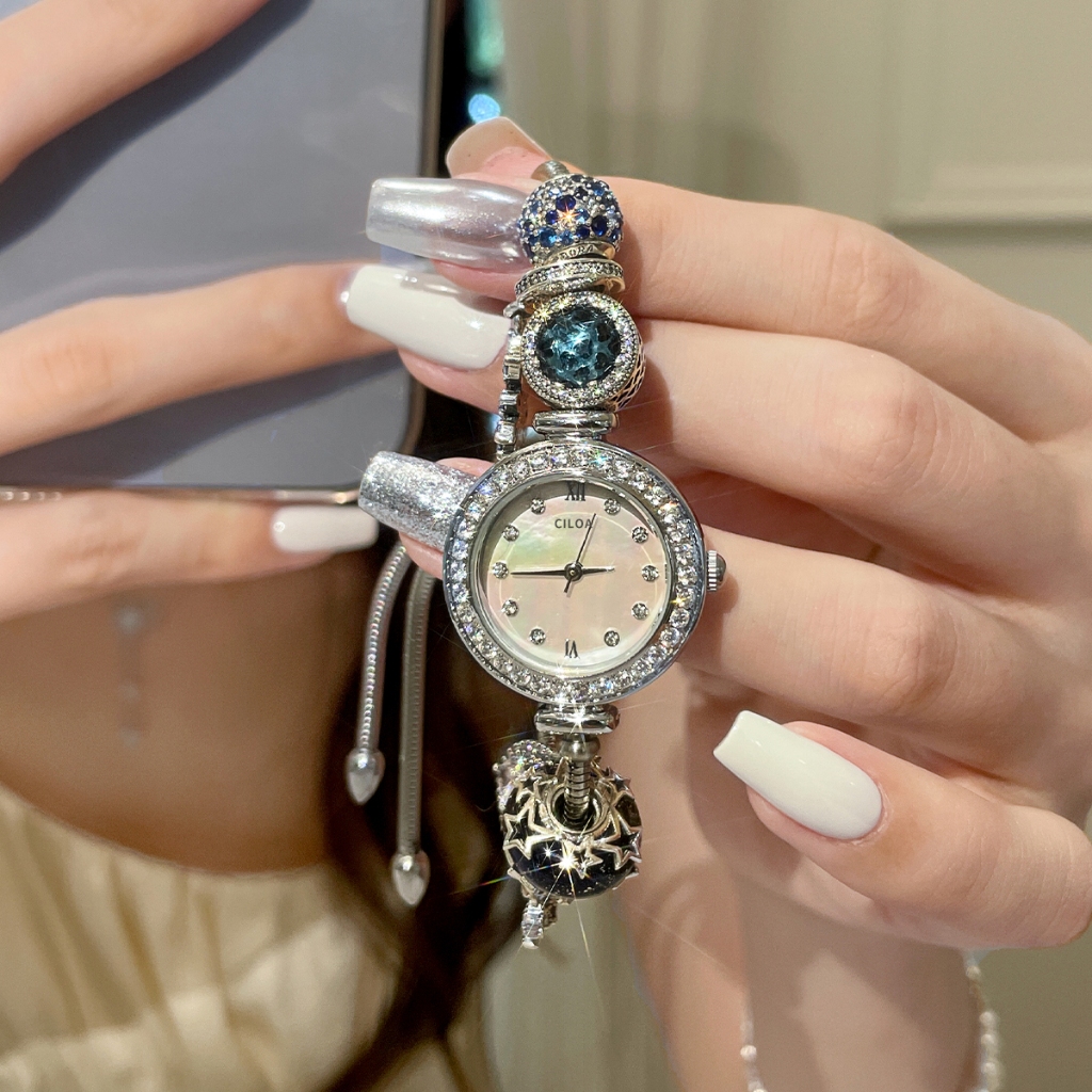 [CILOA] (พร้อมกล่องของขวัญ) สร้อยข้อมืออัญมณีที่ไม่ซ้ํากันสายเพชรเต็มวรรณกรรมแสงหรูหราสุภาพสตรีนาฬิกากันน้ํา 693