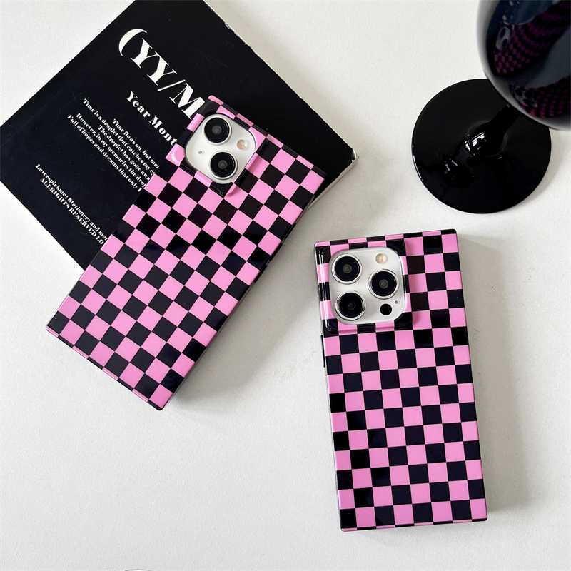 สไตล์สีชมพูลายสก๊อตสีดําสี่เหลี่ยมผืนผ้าสําหรับ iPhone 16 15 14 13 12 11 Pro Max กันกระแทกป้องกันเคสโทรศัพท์