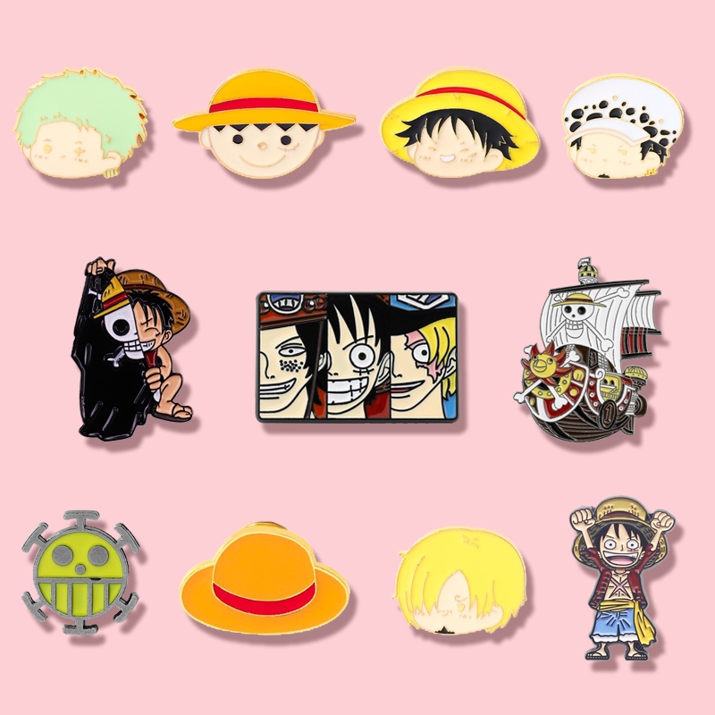 เข็มกลัด ลายการ์ตูนอนิเมะ One Piece สําหรับติดปกเสื้อเป้สะพายหลัง เสื้อผ้าเพื่อน