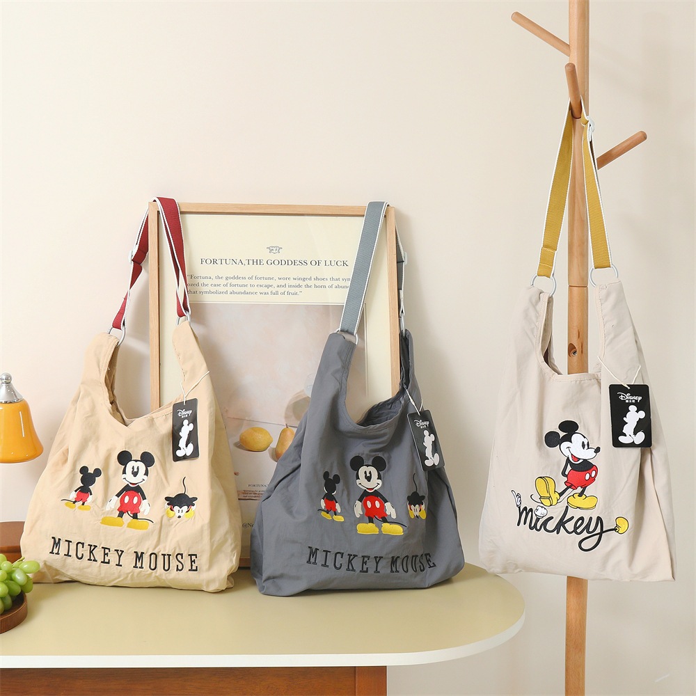 การ์ตูนการ์ตูนไนลอนปักกระเป๋าถือสองด้านมิกกี้เมาส์ความจุขนาดใหญ่ Tote Bag S