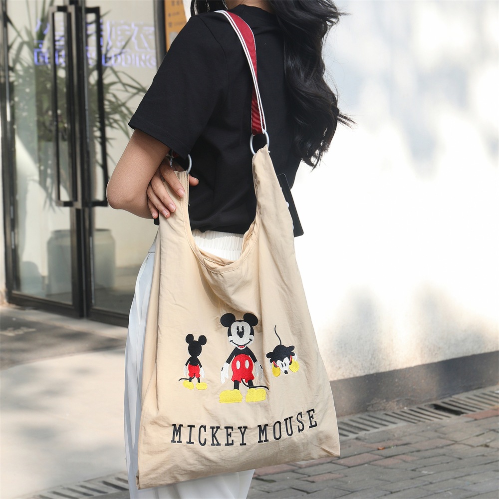 การ์ตูนการ์ตูนไนลอนปักกระเป๋าถือสองด้านมิกกี้เมาส์ความจุขนาดใหญ่ Tote Bag S