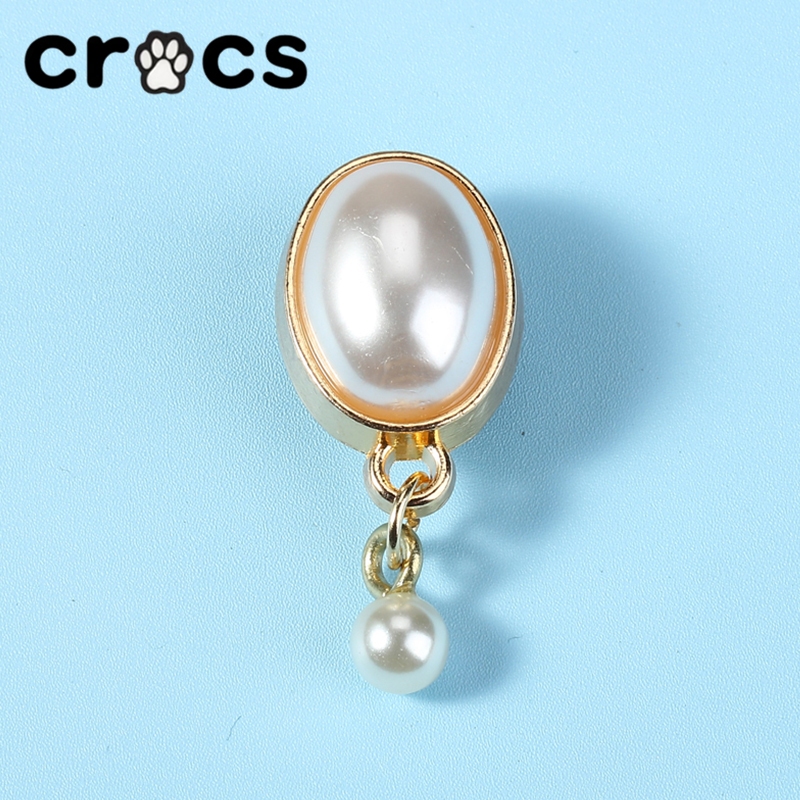 รองเท้า Crocs การ์ดดอกไม้ Luo Chi Zhibixing เครื่องประดับพื้นผิวเกรดสูงโลหะตกแต่งขนาดใหญ่โซ่มุกขนาดเล็กชุดห้าชิ้น