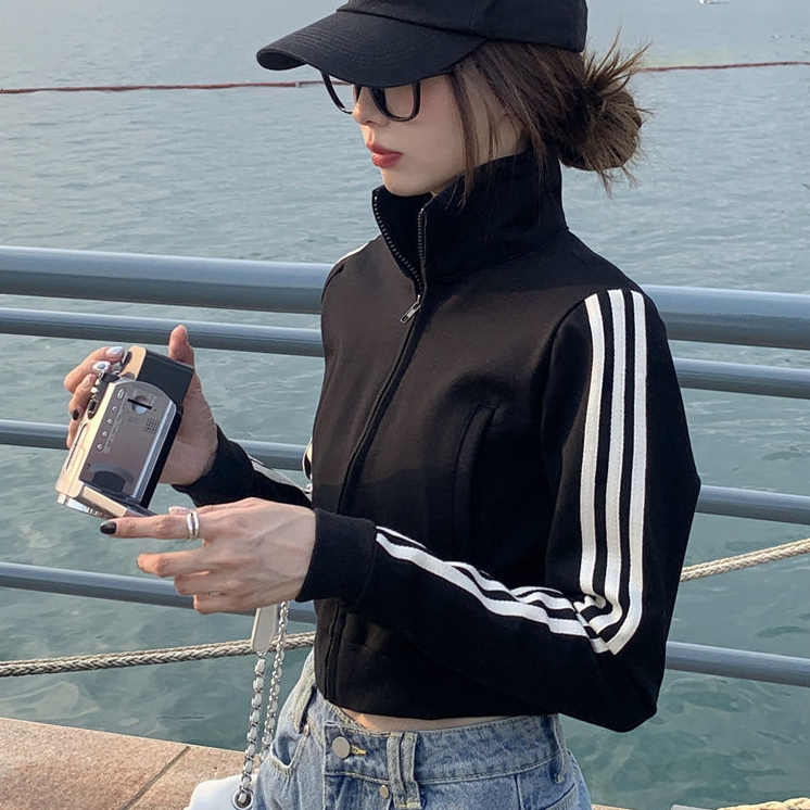 Floerns พร้อมส่ง เสื้อคลุม เสื้อมีซิปผู้หญิง แขนยาวสีดำ มีซิป เสื้อผ้าสปอร์ต สไตล์เกาหลี