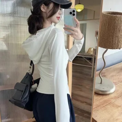 NZN ลูกไม้ฝรั่งเศสเย็บปะติดปะต่อกันคลุมด้วยผ้าเสื้อยืดผู้หญิงการออกแบบฤดูใบไม้ร่วงสลิมฟิตกับเสื้อครอป