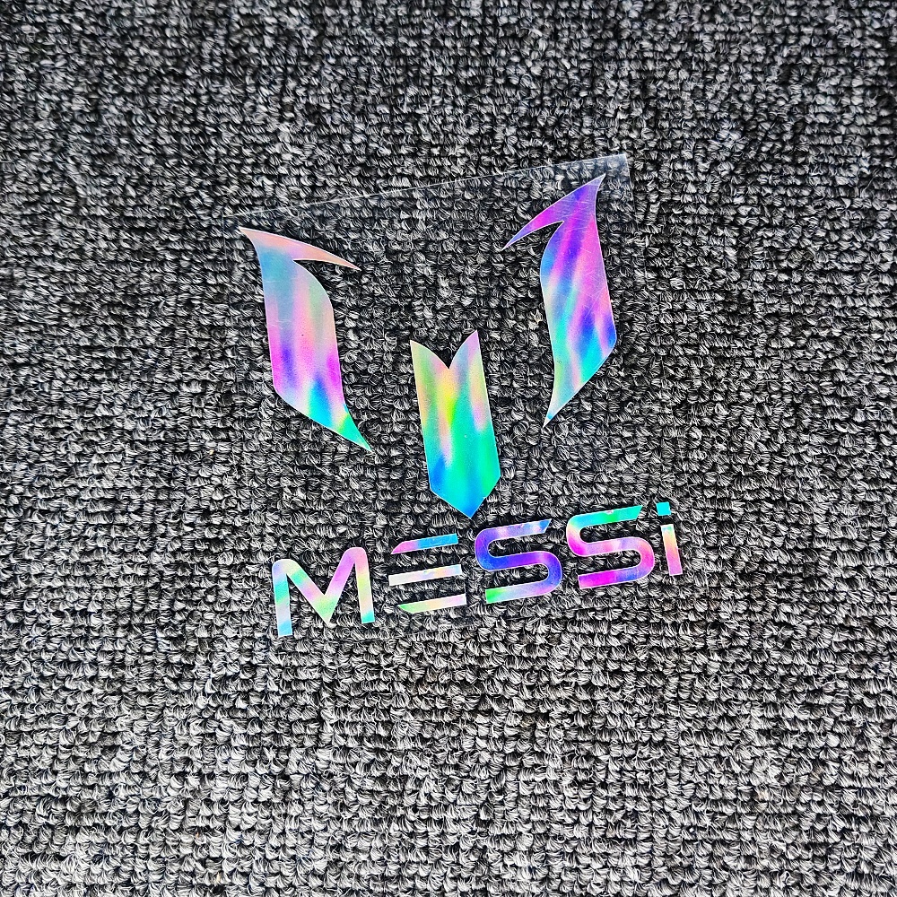 สติ๊กเกอร์ติดรถ Lionel Messi โลโก้ฟุตบอลสติ๊กเกอร์สะท้อนแสงสําหรับฝาถังน้ํามันกระจกกันชน Trunk รถจักรยานยนต์แล็ปท็อป
