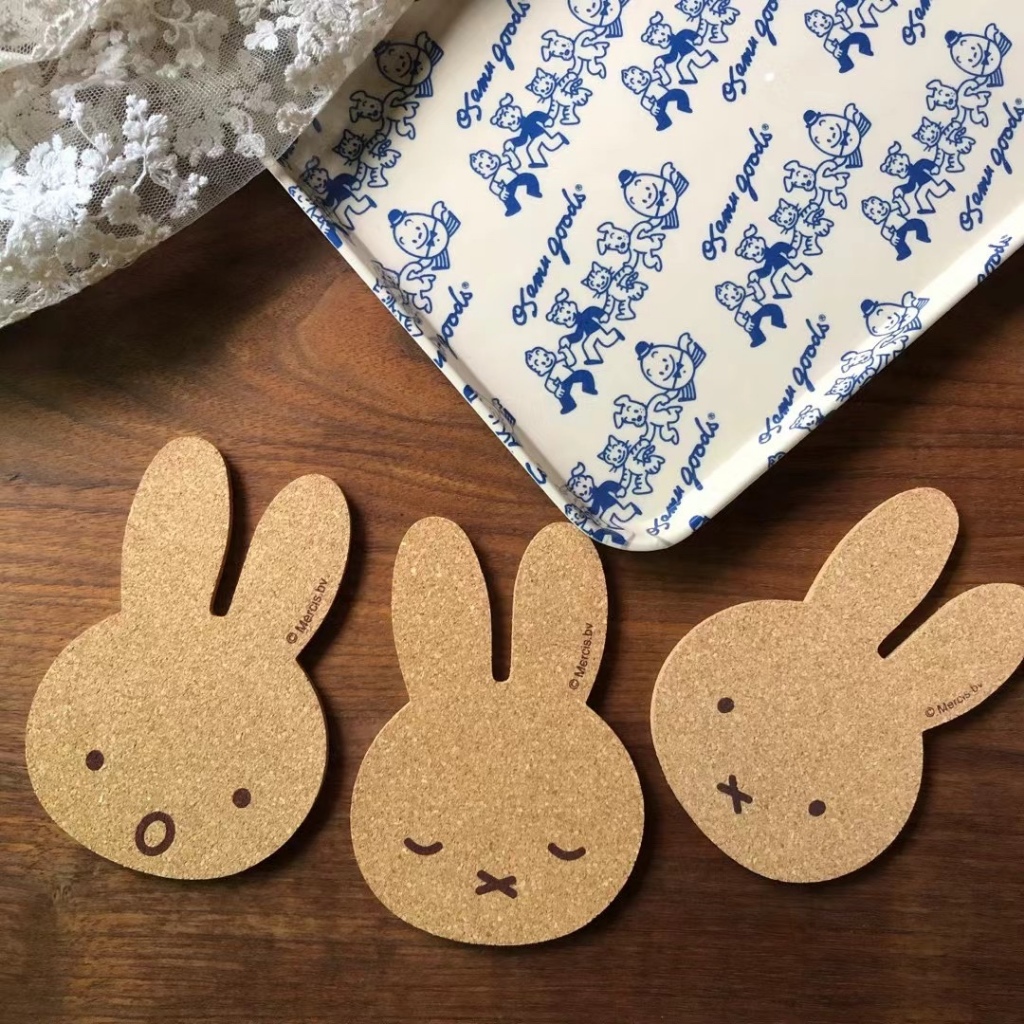 Kapplin🧸Miffy แผ่นรองแก้วไม้คอร์ก ชุดสามตัว