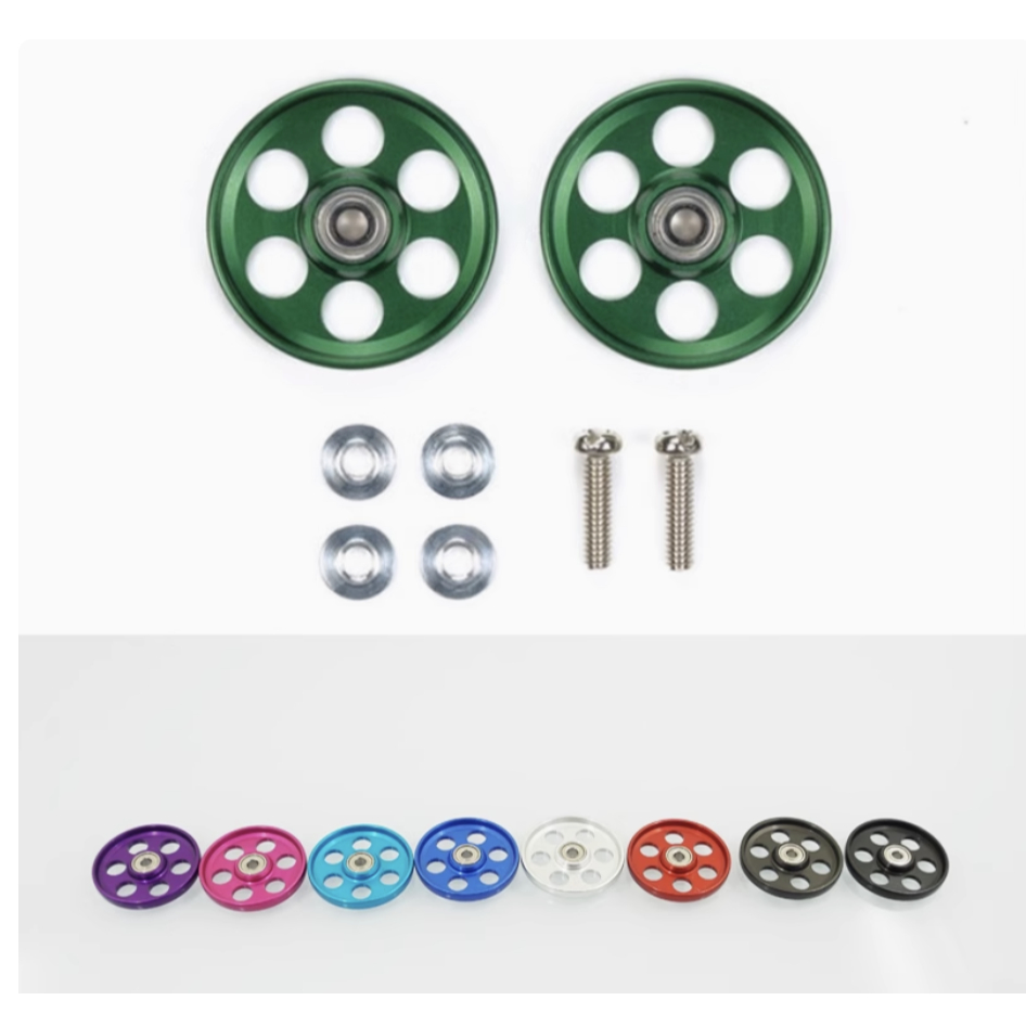 โรลเลอร์19ม.ม. รู สำหรับรถ mini4wd(mini 4wd racing car 19mm 6 holes light weight roller 1 set)