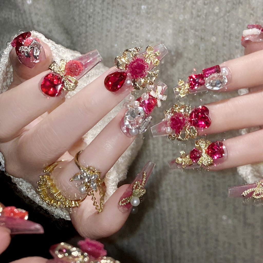 อุตสาหกรรมหนักสวมใส่เล็บผลิตภัณฑ์สําเร็จรูปแฮนด์เมดระดับไฮเอนด์แต่งเล็บยอดนิยมปีใหม่เสื้อเจ้าสาวสไตล์จีนแพทช์เล็บปลอม