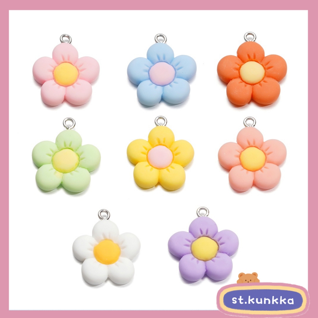 St.kunkka 10 ชิ้นเรซิ่นห้ากลีบดอกไม้จี้ดอกไม้ขนาดเล็กสําหรับเครื่องประดับ DIY ทําสร้อยข้อมือสร้อยคอ