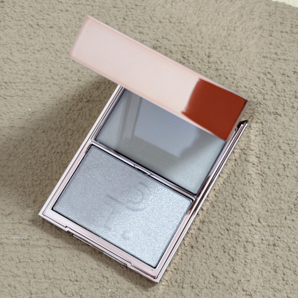 Patrick TA Major Glow Crème & Powder Light Reflecting Translucent Highlighter Duo